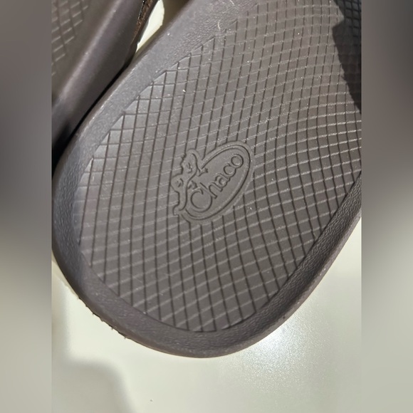 Chaco’s leather lowdown slide sandals